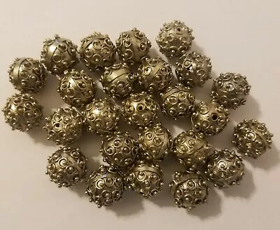 25 Pcs Silver Filigree 17mm Round Metal Ball Steampunk Craft Jewelry Beads • $14.99