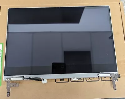 LCD Touch Screen Assembly For Dell Inspiron 14 P126G (40 PIN ) USED )  • $250