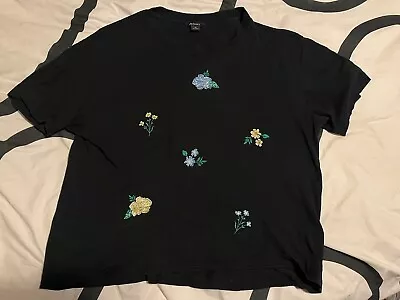 Monki Black Floral Top Tshirt Size Medium 12 14 Short Sleeve • $3.78