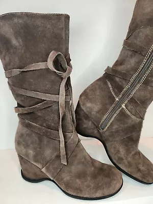 Naturalizer Brown Suede Womens Wedge Boot. New. Size 8. Criss Cross Ties • $46