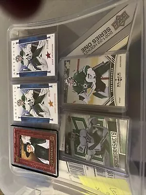 Jake Oettinger Numbered/Non Lot • $25.64