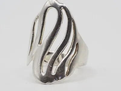 Ladies Sterling Silver Modern Wave  Ring Size Q (R9) • £29