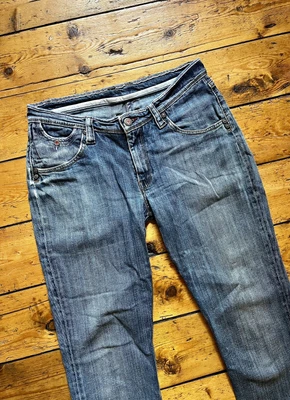 £16 • Buy Levi’s Vintage 90s Y2K Low Rise Blue Stonewash Distressed Jeans W32 L32