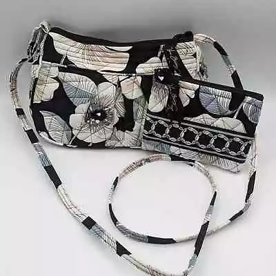 Retired Vera Bradley Frannie Camellia Crossbody & Change Shoulder Purse Handbag • $29