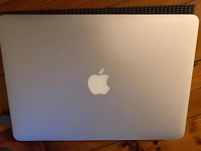 Apple MacBook Pro Retina 2015 A1502  - Read Description - Needs External Screen. • $110