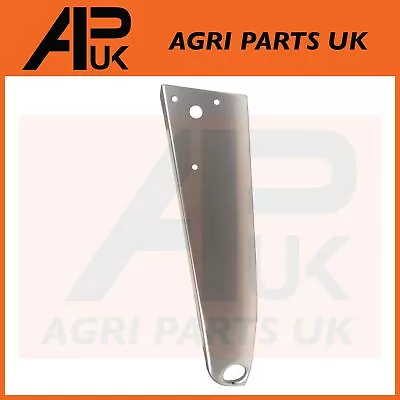 Front 13  Grill Side Panel RH For Massey Ferguson 133 135 140 Bonnet Tractor • £13.95