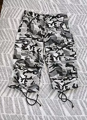 UFO Camo Cropped Drawstring Pant Girly Fit Sz XS Festival Rave Y2k • $49.99