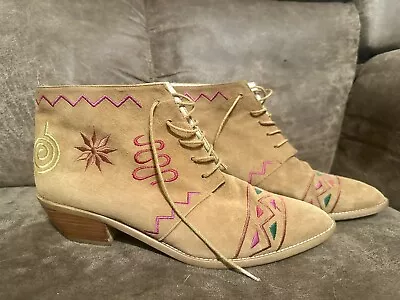 Women’s Nina Suede Aztec Embroidered Ankle Boots Size 9 • $34.99