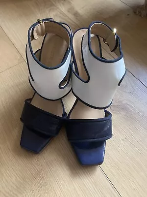 Lacoste Women Shoes Sandals Eliana Navy Blue/ White Size 39 • £59.99