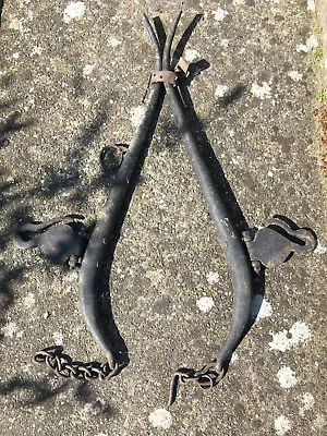 Pair Of Antique Iron Horse Harmess Hames For Restoration • £45