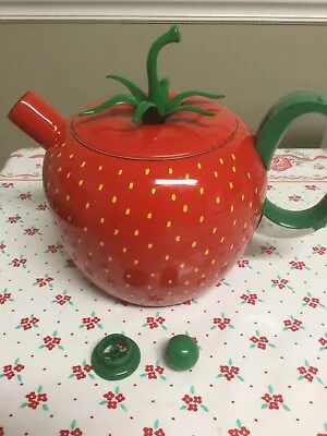 $18.99 • Buy Vintage Strawberry Enamel Teapot Tea Kettle 2.5 Qt WITH DAMAGED INTERIOR