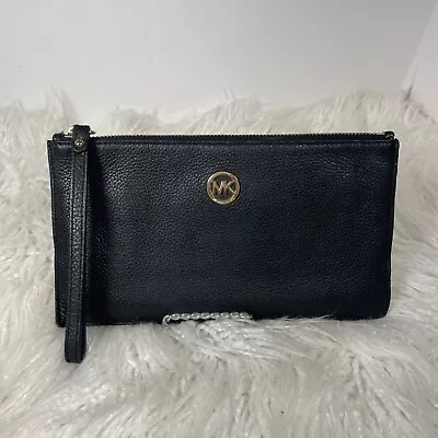 Michael Kors Fulton Black Large Zip Clutch Wristlet • $24.99