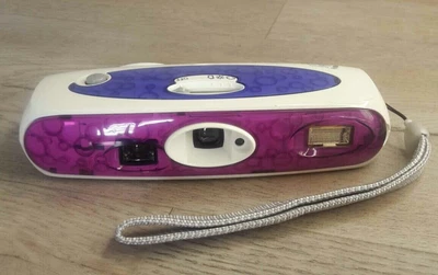 £7.50 • Buy Vintage POLAROID I-Zone Instant Film Pocket Camera Flash Tested With Strap