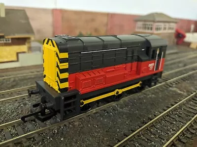 Hornby Class 08 Parcels Livery. 08 513.  • £27