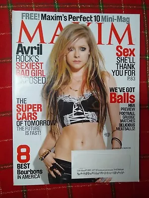 Maxim Magazine #155 November 2010 Avril Lavigne  • $5