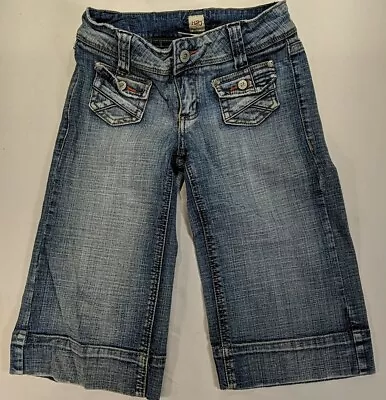 H2J Jeans Women's/Jr's Size 3/4 Medium Wash Capri Stretch • $20