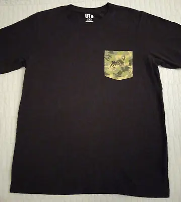 Men's Medium UT Uniqlo Capcom Black Monster Hunter Camo Pocket T Shirt • $16