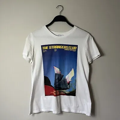 Zara White Graphic Tshirt • $10
