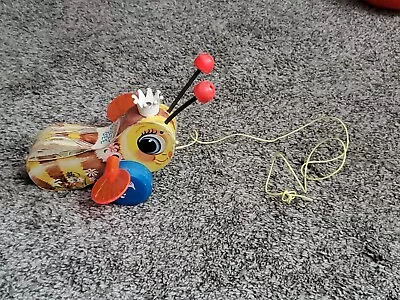 Vintage Fisher Price Queen Buzzy Bee Wood Pull Toy 444 Free US Shipping  • $14