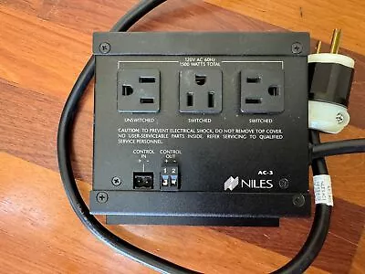 Niles Audio AC-3 Voltage Triggered AC Power Strip - 3 Outlet • $42.99