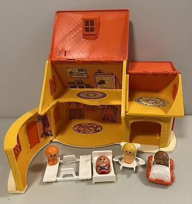 Vintage 1973 Hasbro Weebles Pooh Playhouse & Furniture Putt Putt People • $40