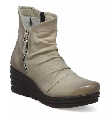 NEW Miz Mooz Womens Zuzu Ruched Detail Leather Wedge Bootie US 10.5-11/42 Pebble • $139.99