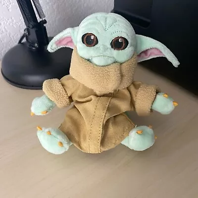 Disney Baby Yoda Grogu Magnetic Shoulder Plush Pal Star Wars Mandalorian Child • $18.99