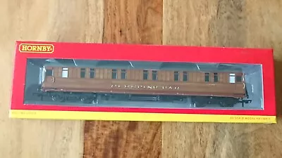 Hornby R4602 BR Teak 61ft 6in Corridor 1st Class Sleeper Coach  E 1149  NEW • £49.99