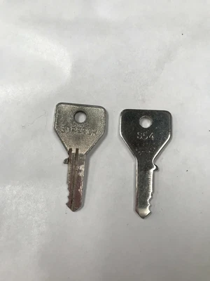 S54 FRUIT MACHINE SERVICE KEY (used Through 70's & 80's) • £4.75