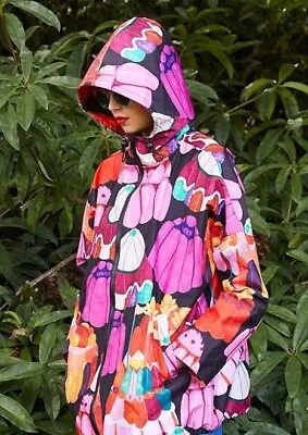 $165 • Buy As New! Pretty GORMAN “Jelly” Raincoat Jacket * Size S/M