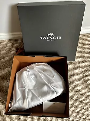 Coach Handbag - Authentic Like New • $400