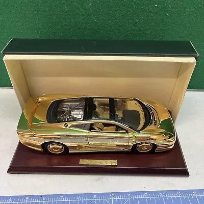 Maisto 1/18 Scale Diecast 22ct Gold Plated Jaguar XJ220 • £130