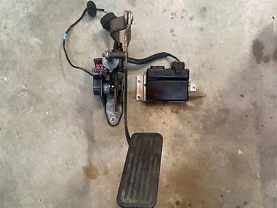 2003-05 Chevy Tahoe GMC Yukon Adjustable Gas Pedal Drive By Wire TAC Module OEM • $110