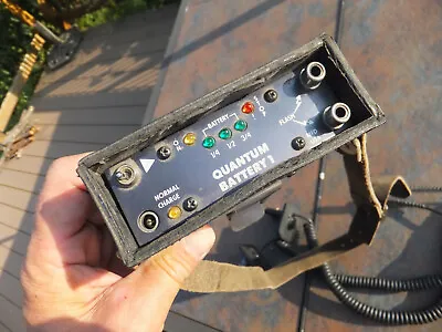 Vintage Quantum Instruments Battery Camera Flash Battery Pack W Cables  • $5.99