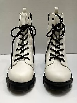 Mia Combat Boots Womens 8.5 M White Marlee Lace Up Zip Mid Chunky Sole • $24.99