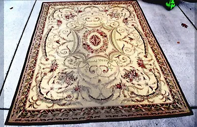 $425 • Buy 8 X 10 Foot Needlepoint Aubusson Rug Is Pre-owned And In Marvelous Condition
