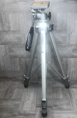 Velbon VGB-3 Tripod • $21