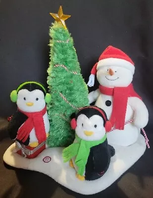 Hallmark Jingle Pals Very Merry Trio Snowman Penguin Christmas Musical Tree 2006 • $25.99