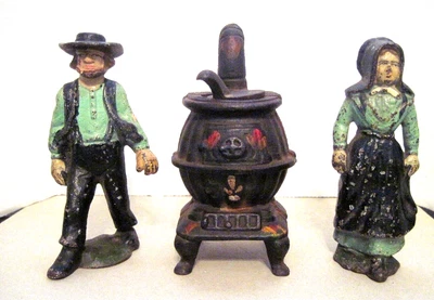 $9.95 • Buy 3 Vintage Cast Iron Man & Woman Amish  Mennonite Couple & Pot Bell Stove