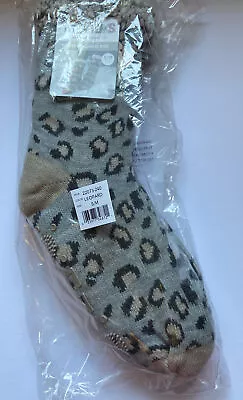 NWT Muk Luks Cabin Slipper Socks Cable Knit  Faux Sherpa Lining (S/M) 5-7 • $15.99