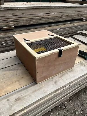 £190 • Buy Chicken Brooder Box With Brinsea Warming Plate