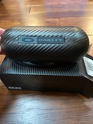 Oakley Large Carbon Fiber Case • $20