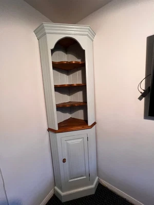 £25 • Buy Painted Wooden Corner Display Unit