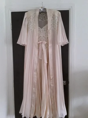 £60 • Buy Nightdress And Negligee