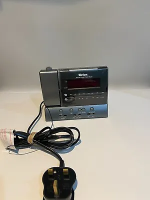 Tevion CR-105 Projection AM/FM Digital Alarm Clock Radio – Grey • £17.99