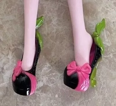 Monster High Doll Shoes Scary Tales Snow Bite Draculaura Heels • $28.58