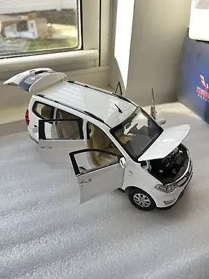 1:18 Scale General Motors Chevrolet Enjoy Wu Ling Van White Diecast Models Car • $130