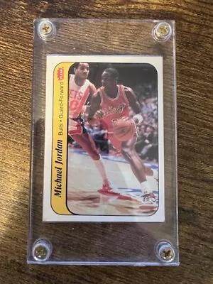 1986-87 Fleer Sticker #8 MICHAEL JORDAN Rookie!! • $15.52