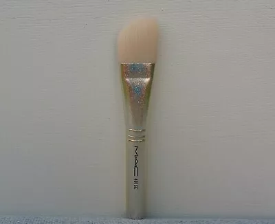 £18.36 • Buy 1x MAC 491SE Angled Foundation Brush, Travel Size, Brand New!