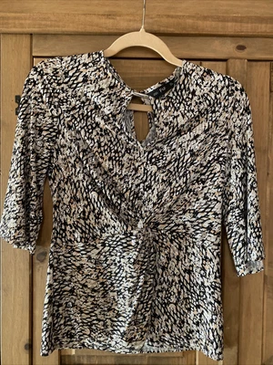 £0.99 • Buy F&F Sparkly Snake Skin Top Size 8